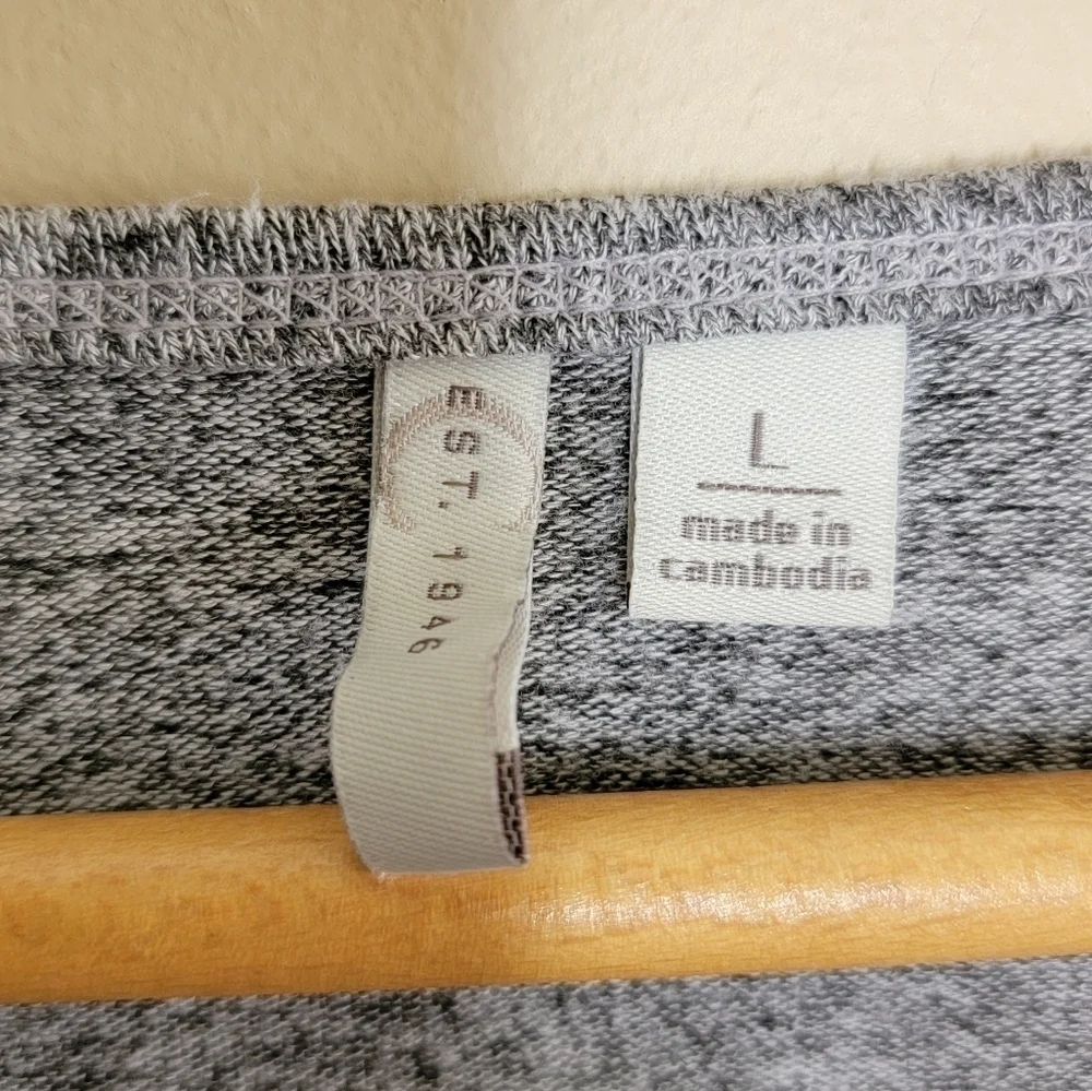 Cato | Heathered Gray Lightweight Sweater with Laced Detail on Shoulders - Picture 3 of 4